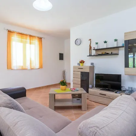 Antoni By Interhome *